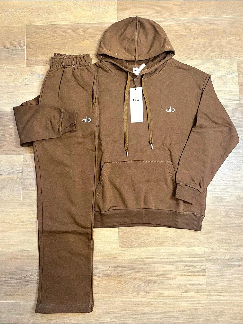 Alo Accolade Set Brown